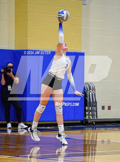Thumbnail 1 in Rockdale vs Franklin photogallery.