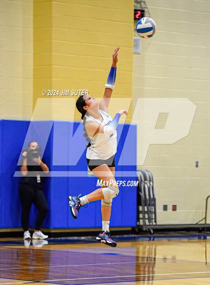 Thumbnail 1 in Rockdale vs Franklin photogallery.