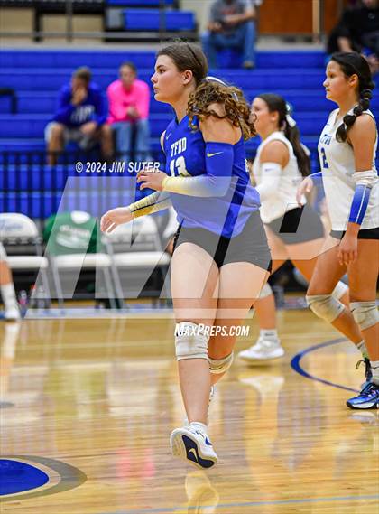 Thumbnail 2 in Rockdale vs Franklin photogallery.