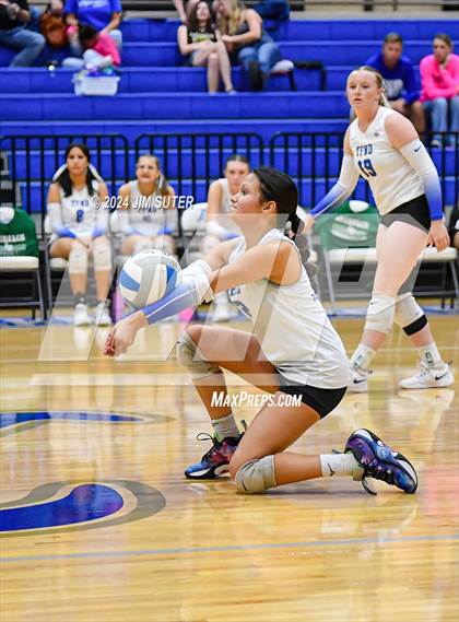 Thumbnail 1 in Rockdale vs Franklin photogallery.