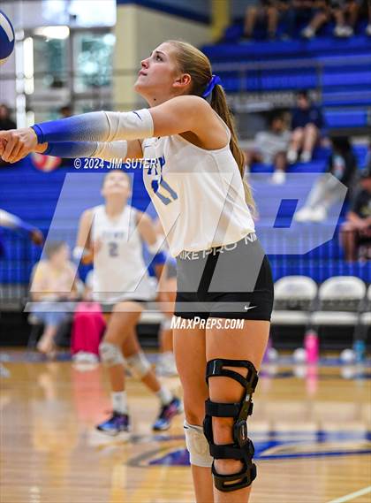 Thumbnail 2 in Rockdale vs Franklin photogallery.