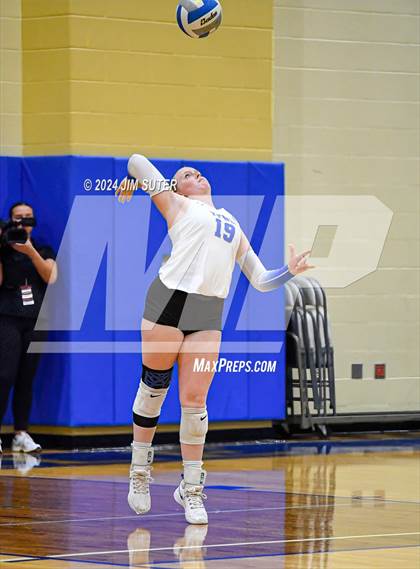 Thumbnail 1 in Rockdale vs Franklin photogallery.