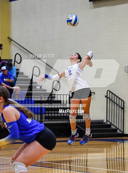 Thumbnail 2 in Rockdale vs Franklin photogallery.