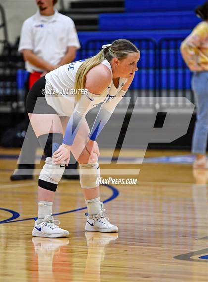 Thumbnail 1 in Rockdale vs Franklin photogallery.