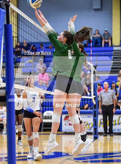 Thumbnail 3 in Rockdale vs Franklin photogallery.