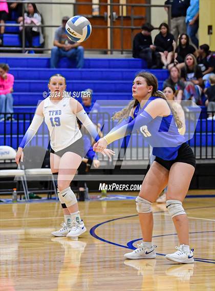 Thumbnail 2 in Rockdale vs Franklin photogallery.