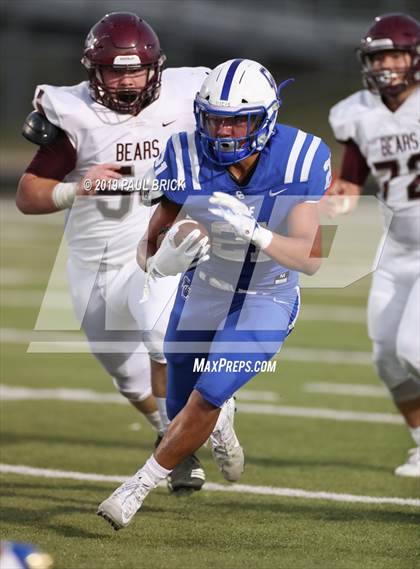 Thumbnail 1 in Cedar Creek vs Bastrop photogallery.