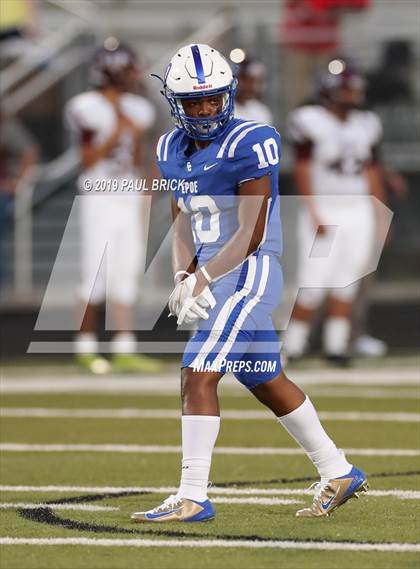 Thumbnail 1 in Cedar Creek vs Bastrop photogallery.