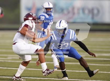 Thumbnail 2 in Cedar Creek vs Bastrop photogallery.
