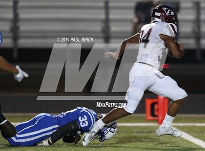 Thumbnail 3 in Cedar Creek vs Bastrop photogallery.