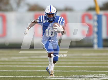 Thumbnail 2 in Cedar Creek vs Bastrop photogallery.