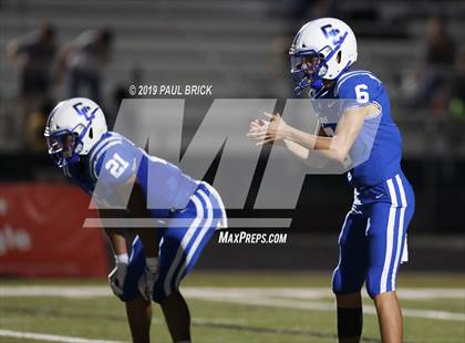 Thumbnail 2 in Cedar Creek vs Bastrop photogallery.