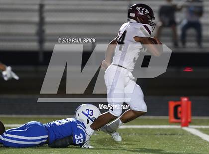 Thumbnail 2 in Cedar Creek vs Bastrop photogallery.