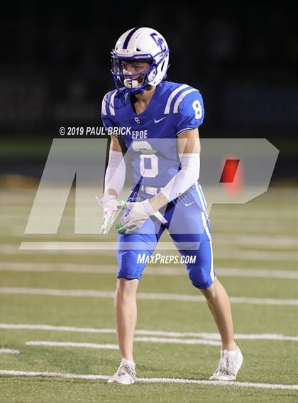 Thumbnail 3 in Cedar Creek vs Bastrop photogallery.