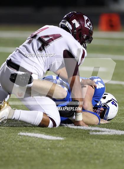 Thumbnail 3 in Cedar Creek vs Bastrop photogallery.
