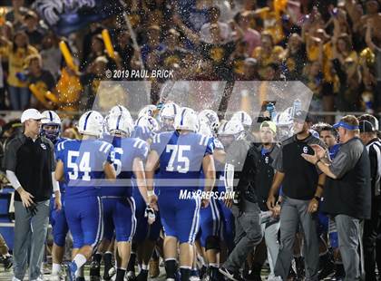 Thumbnail 3 in Cedar Creek vs Bastrop photogallery.