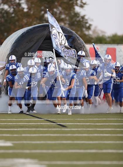 Thumbnail 3 in Cedar Creek vs Bastrop photogallery.
