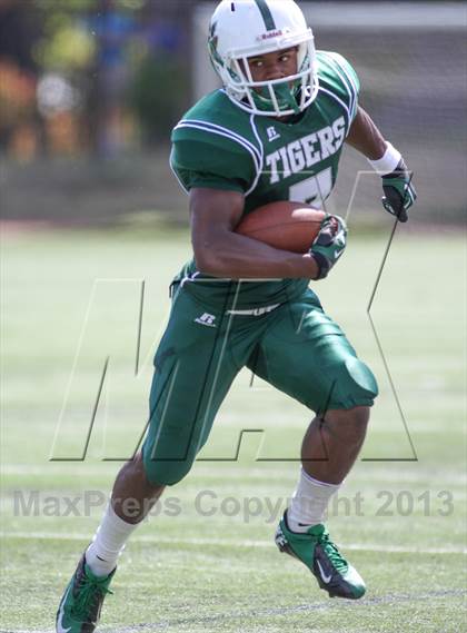 Thumbnail 1 in DuVal vs Wilson photogallery.