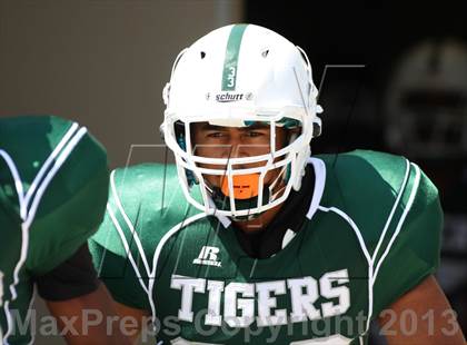 Thumbnail 2 in DuVal vs Wilson photogallery.