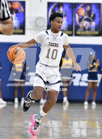 Thumbnail 1 in Woodcreek @ Inderkum photogallery.