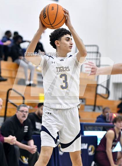 Thumbnail 3 in Woodcreek @ Inderkum photogallery.