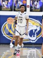 Photo from the gallery "Woodcreek @ Inderkum"