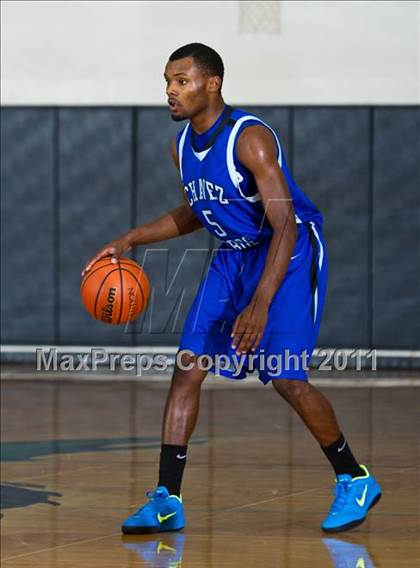 Thumbnail 3 in Fort Bend Kempner vs Chavez (McDonald's Texas Invitational) photogallery.