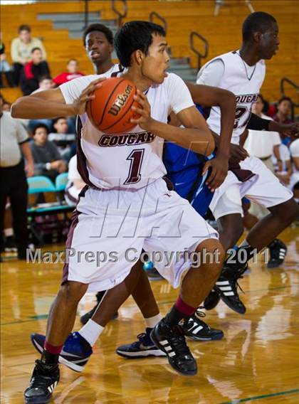 Thumbnail 2 in Fort Bend Kempner vs Chavez (McDonald's Texas Invitational) photogallery.