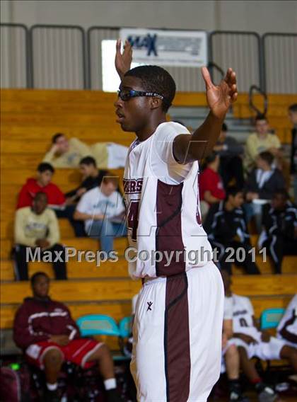 Thumbnail 1 in Fort Bend Kempner vs Chavez (McDonald's Texas Invitational) photogallery.