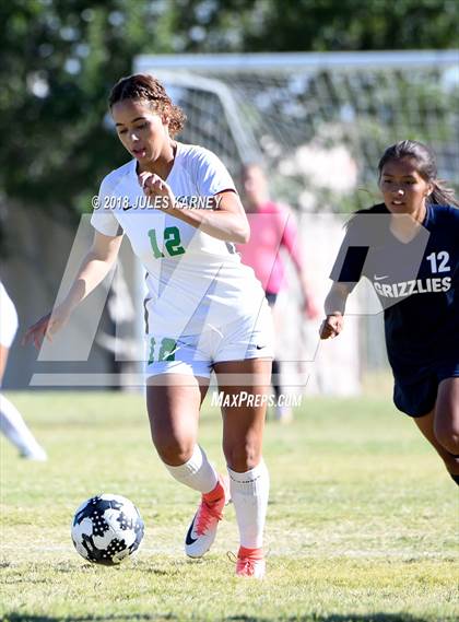 Thumbnail 2 in Green Valley vs Spring Valley photogallery.