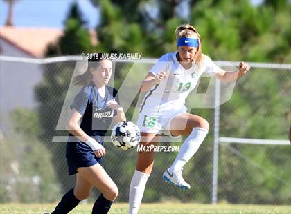 Thumbnail 1 in Green Valley vs Spring Valley photogallery.