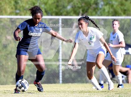 Thumbnail 3 in Green Valley vs Spring Valley photogallery.