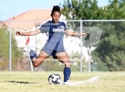 Thumbnail 2 in Green Valley vs Spring Valley photogallery.