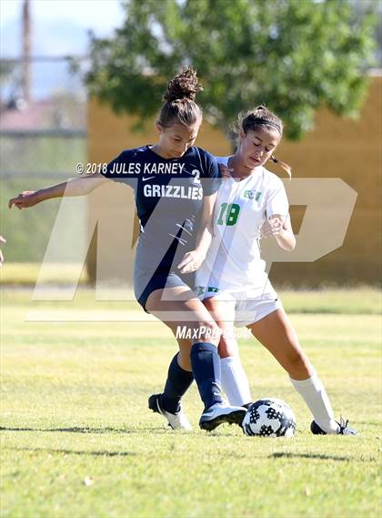 Thumbnail 2 in Green Valley vs Spring Valley photogallery.
