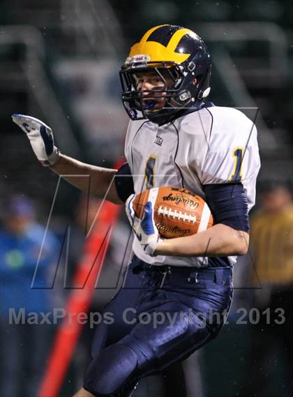Thumbnail 3 in Tioga vs. Randolph (NYSPHSAA Class D Semifinal) photogallery.