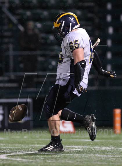Thumbnail 3 in Tioga vs. Randolph (NYSPHSAA Class D Semifinal) photogallery.