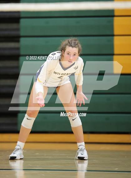 Thumbnail 1 in Oxford vs. Lake Orion photogallery.