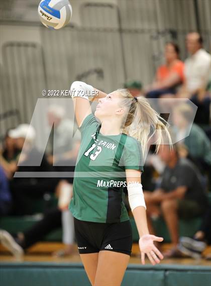 Thumbnail 3 in Oxford vs. Lake Orion photogallery.