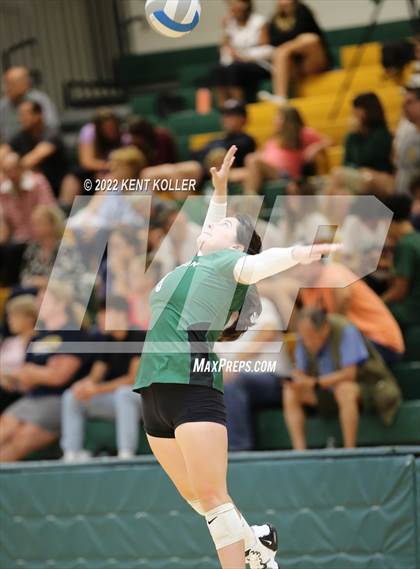 Thumbnail 2 in Oxford vs. Lake Orion photogallery.