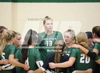 Thumbnail 3 in Oxford vs. Lake Orion photogallery.