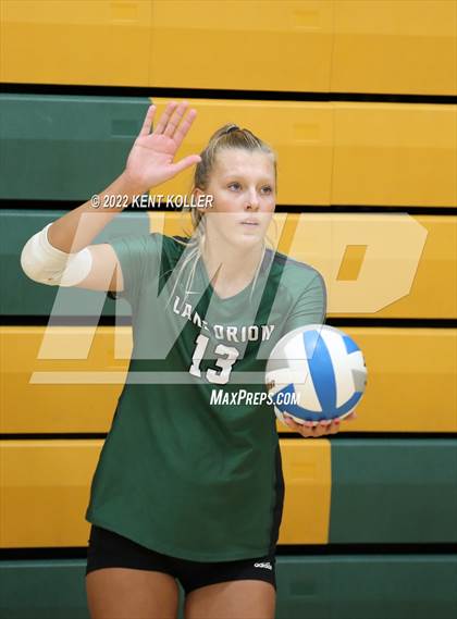 Thumbnail 2 in Oxford vs. Lake Orion photogallery.