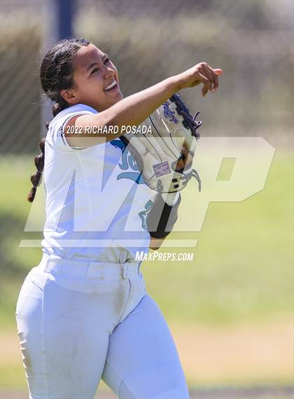 Thumbnail 2 in Mission Prep vs. Orange Cove (CIF CS Division IV Championship) photogallery.