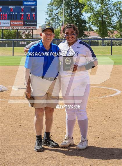 Thumbnail 2 in Mission Prep vs. Orange Cove (CIF CS Division IV Championship) photogallery.