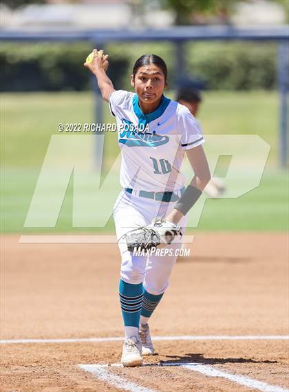 Thumbnail 2 in Mission Prep vs. Orange Cove (CIF CS Division IV Championship) photogallery.