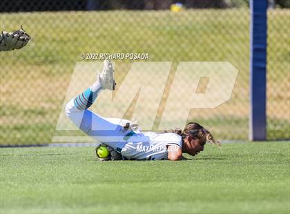 Thumbnail 3 in Mission Prep vs. Orange Cove (CIF CS Division IV Championship) photogallery.