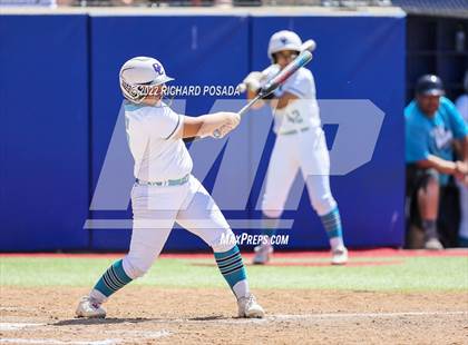 Thumbnail 3 in Mission Prep vs. Orange Cove (CIF CS Division IV Championship) photogallery.