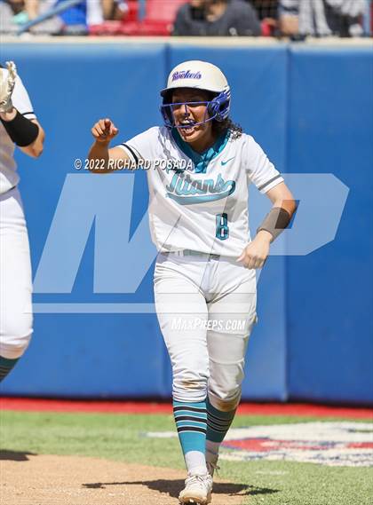 Thumbnail 3 in Mission Prep vs. Orange Cove (CIF CS Division IV Championship) photogallery.