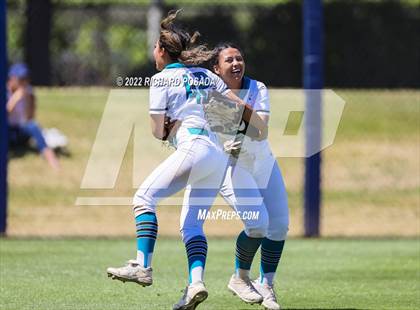 Thumbnail 2 in Mission Prep vs. Orange Cove (CIF CS Division IV Championship) photogallery.