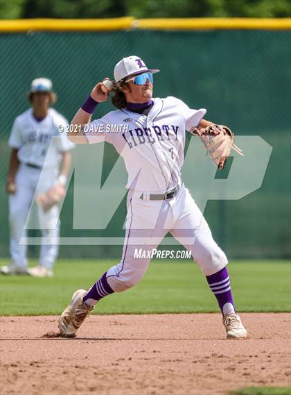 Thumbnail 1 in Clear Creek-Amana vs. Liberty @ Solon High School photogallery.