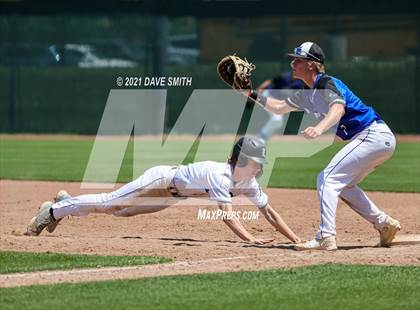 Thumbnail 1 in Clear Creek-Amana vs. Liberty @ Solon High School photogallery.